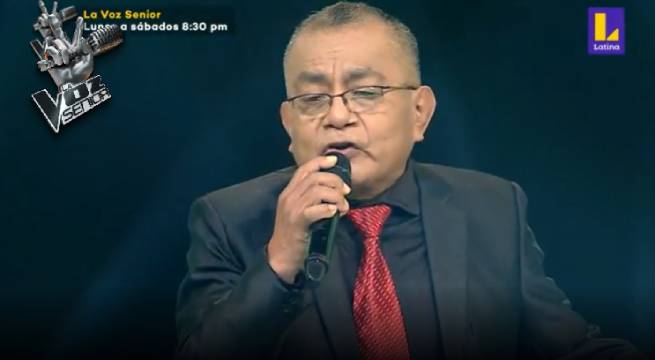 Juan Chirinos cantó el tema “Te quiero, te quiero”