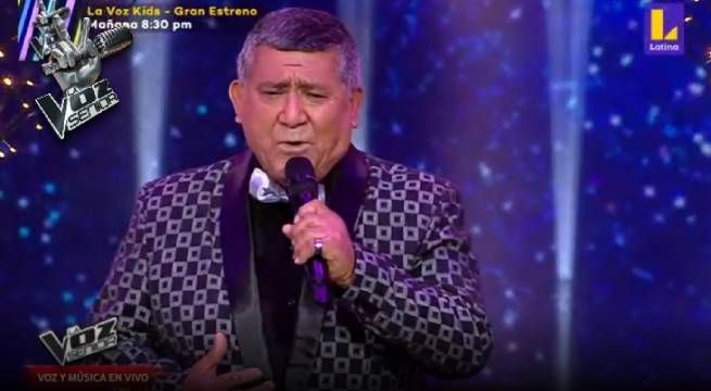 Mito Plaza se paró en el escenario de La Voz Senior para cantar “Amar y Vivir”