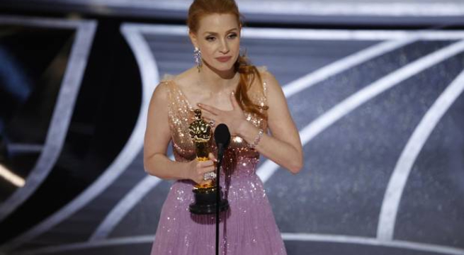 Jessica Chastain gana Oscar a mejor actriz por 