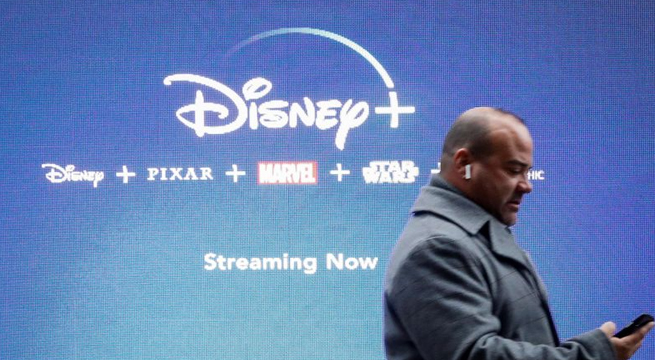 Disney dice que introducirá una versión con publicidad del servicio de streaming Disney+