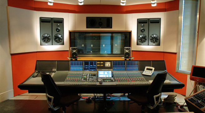 ¿Cuánto se gasta en grabar una canción en un estudio profesional en Perú?