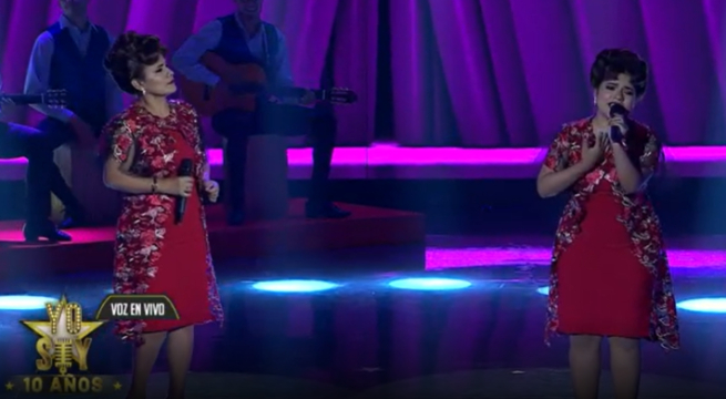 Imitadoras de Carmencita Lara sorprendieron al cantar “Olvídala amigo”