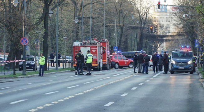 Un hombre muere al estrellar su coche contra la embajada rusa en Bucarest