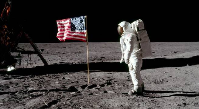 Chaqueta del astronauta Buzz Aldrin podría alcanzar entre 1 y 2 millones de dólares en subasta