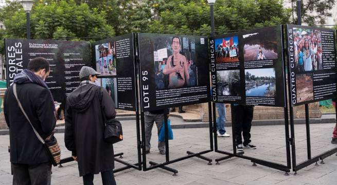 Inauguran exposición fotográfica que muestra daños causados por derrames de petróleo en el Perú