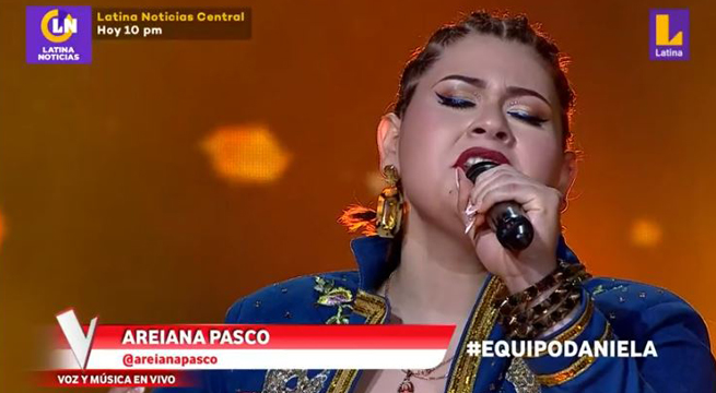 Areiana Pasco interpretó “Échame a mí la culpa” en su presentación de este miércoles