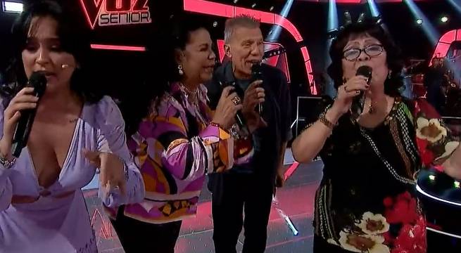 Carmen Barrera brilló al cantar el tema “Suspiros”