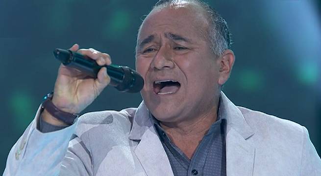 Víctor Romero ‘Vitocho’ cantó “Todo por nada” este miércoles