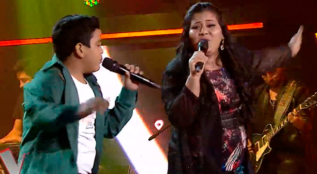 Douglas y Nidia cantaron “Ritmo de mi corazón” en su concierto