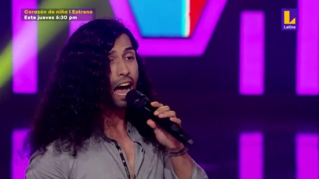 La Voz Perú: David Sebastián puso a bailar a todos con 'Pégame Tu Vicio'