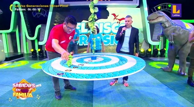 Sábados en Familia: Los Blas y Los Underwood se enfrentaron en 'El disco jurásico'