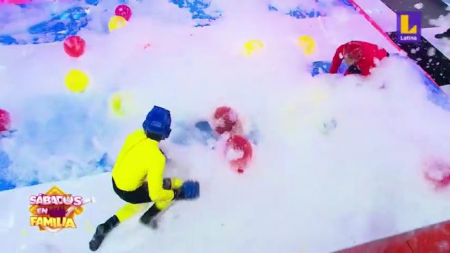 Sábados en Familia: Los Valera y Rodríguez disputaron un nuevo juego en 'Glo-Box'