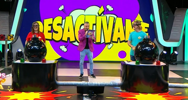 Sábados en Familia: Leslie Stewart y Renato Rossini se enfrentaron en ‘Desactívame’