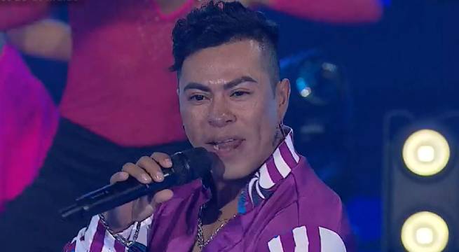 Demian del Águila interpretó “Mentirosa” en la Noche de Eliminación