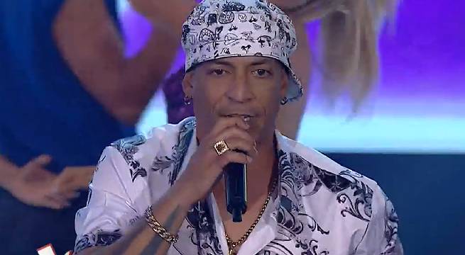 Fabián Quiala armó el tono al interpretar la canción “Señora”