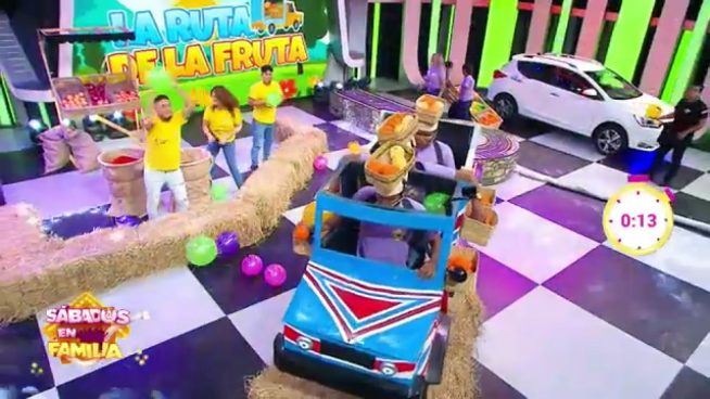 Sábados en Familia: Los Durand y los Aguirre jugaron a 'La Ruta de la Fruta'