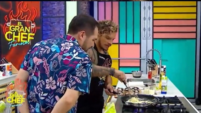 Giacomo Bocchio enseña a diferenciar harina preparada y sin preparar en El Gran Chef Famosos