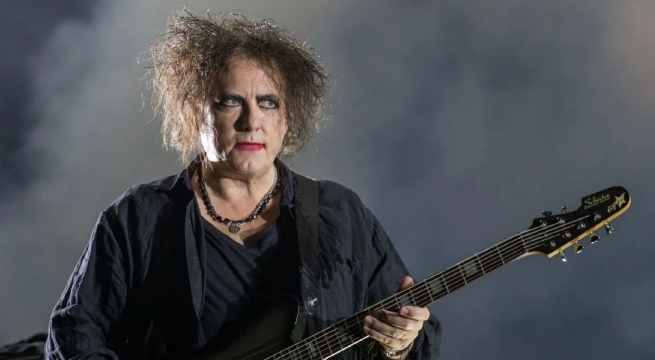 Robert Smith confirma que regresa al Perú junto a The Cure