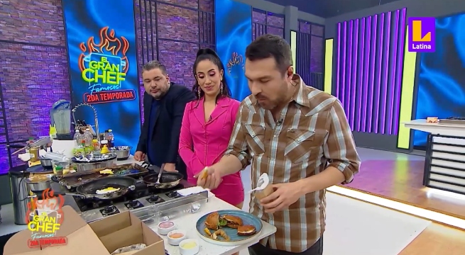 Terminó lleno de harina pero no falló: Mauricio Mesones no decepcionó con hamburguesa en El Gran Chef Famosos