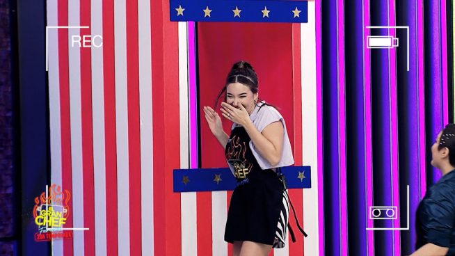 Ale Fuller casi se infarta con el susto que le dio Peláez en circo de El Gran Chef Famosos