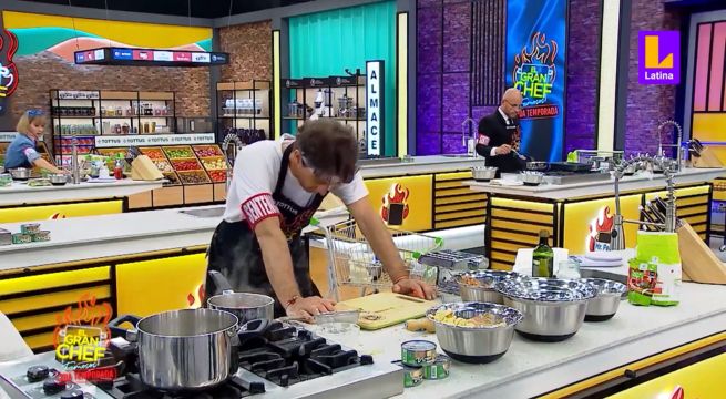 Totalmente confundido: Pavón hirvió su masa antes de hacerla pasta para reto de El Gran Chef Famosos