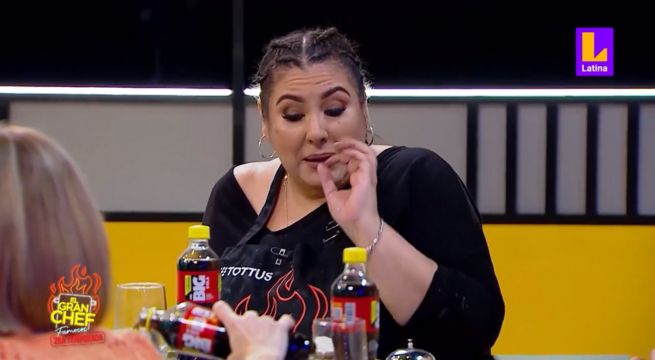 Masías sobre pie de manzana de Mónica Torres: 