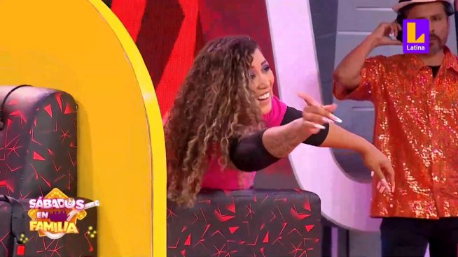 Pidió reemplazo: Paula Arias terminó completamente mareada y no pudo terminar juego de Sábados en Familia