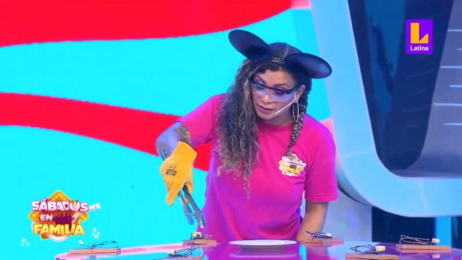 Salvada por un queso: Paula Arias demuestra que no le teme a las ratoneras en el 'Desafío' de Sábados en Familia