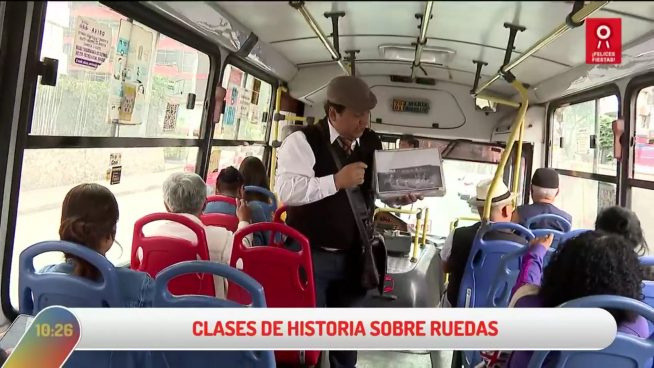Clases sobre ruedas: Gabriel, el profesor que enseña historia del Perú en los micros
