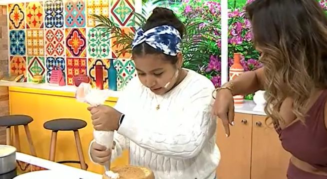 Aprende a preparar un rico soufflé de chantilly y fresas en Arriba mi Gente