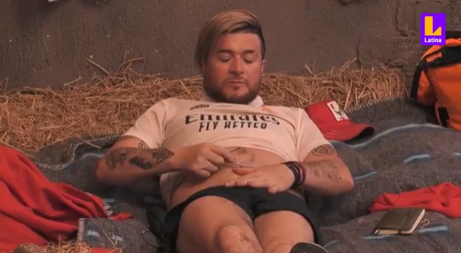 No dejó ni un pelo: Junior Playboy eliminó sus vellos con depiladora de Shirley Arica | Tierra Brava  