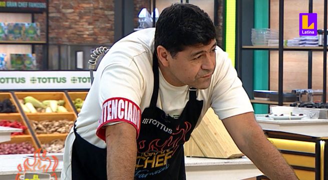 ‘Checho’ Ibarra emocionado y sin voz tras salvarse de eliminación en El Gran Chef Famosos