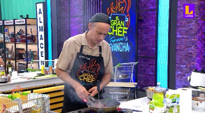 De nuevo la maldición: Christian Ysla volvió a quemar su preparación por segundo día en El Gran Chef Famosos