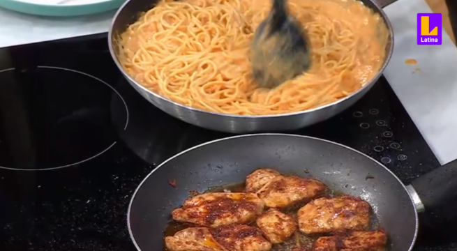 Aprenda la deliciosa receta de fideos al rocoto con pollo anticuchero