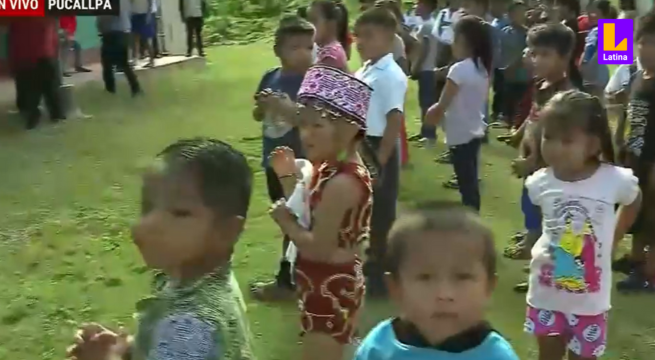 Pucallpa: Niños de la comunidad de Santa Clara van a su primer día de clases