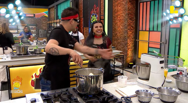 El Gran Chef Famosos: Ricky Trevitazo interrumpe baile de Diana Sánchez y la manda a “trabajar”