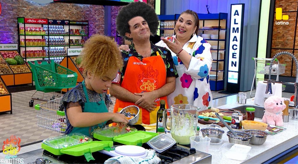 El Gran Chef Famosos: Mónica Torres BROMEA con el cabello de Tito Vega, ¡tenía un AFRICAN LOOK!
