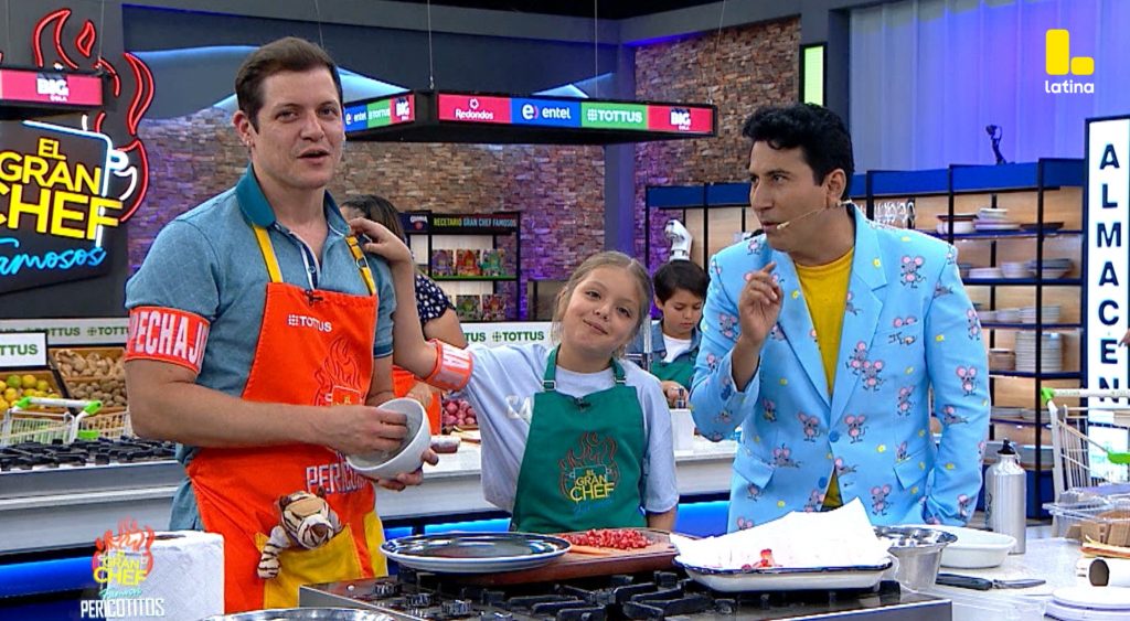 El Gran Chef Famosos: Gia DESLUMBRA al demostrar fluidez con el idioma INGLÉS