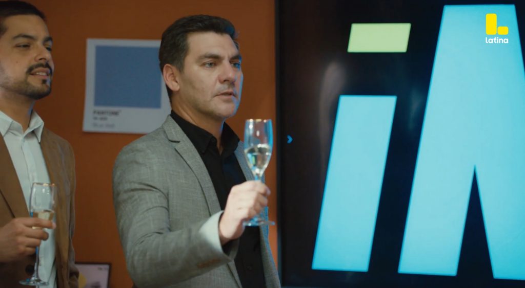 Pobre Novio Capítulo 47: Eduardo CELEBRA su victoria: “Finalmente este día llegó”