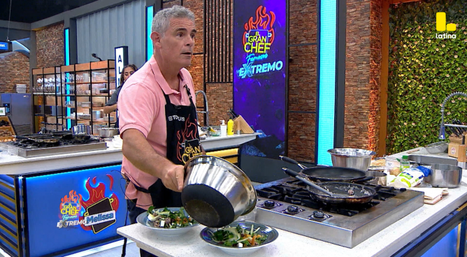El Gran Chef Famosos: Julián Legaspi DESOBEDECE las ÓRDENES de Peláez y él ¿SE ENFADA?