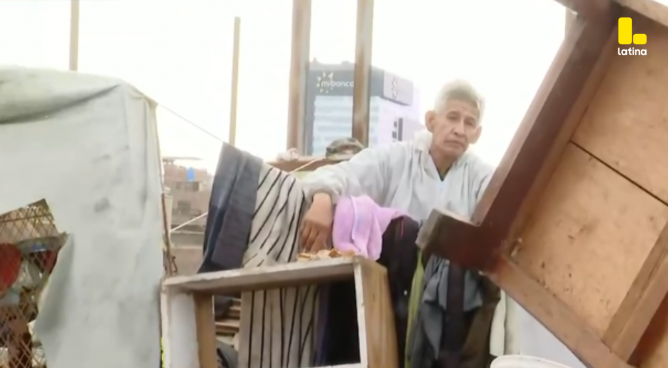 Hombre ACUMULA BASURA hace 5 años y CULPA a la Municipalidad de Surquillo