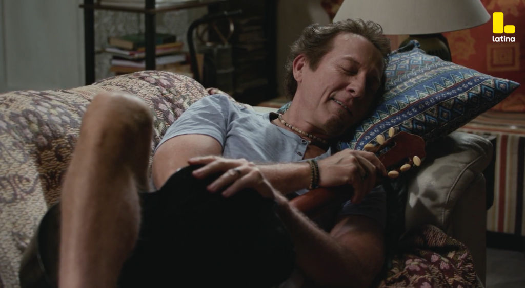 Eres Mi Bien Capítulo 01: Rubén es un ¿VAGO? le pide DINERO a su papá para PAGAR la luz