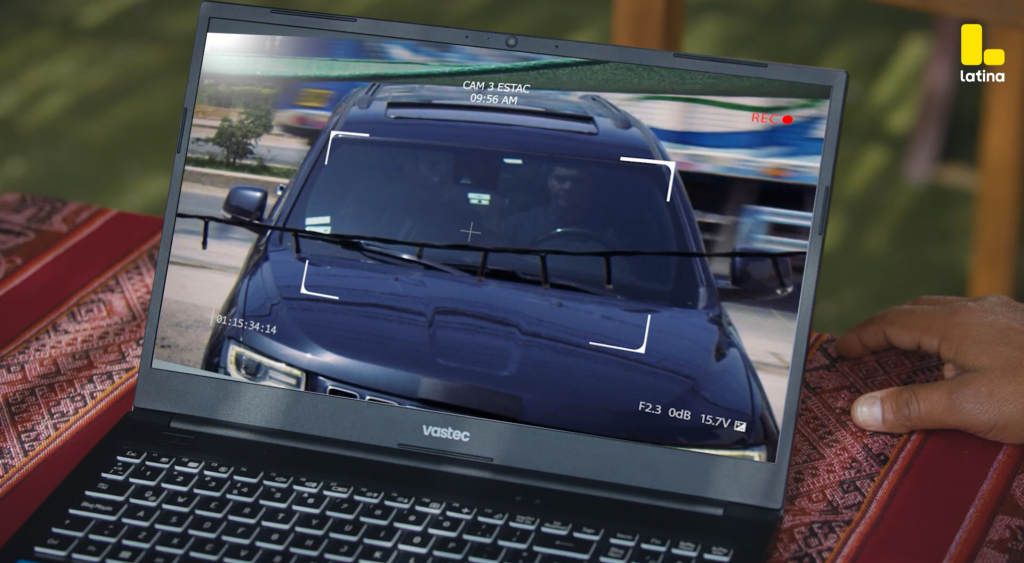 Pobre Novio 180: Santiago DESCUBRE que Eduardo ARRUINÓ la exposición de Stella