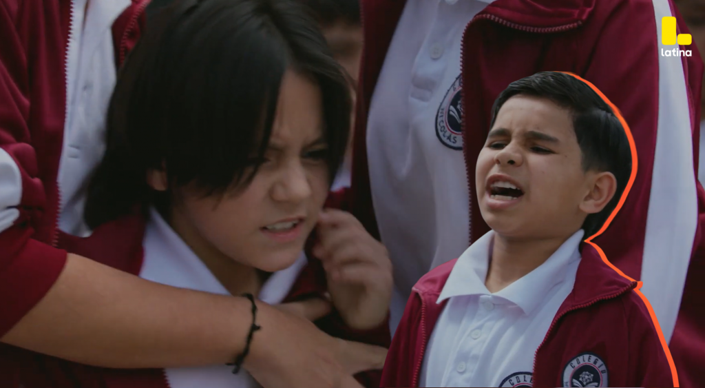 Eres Mi Bien Capítulo 04: Toñito sufre de bullying por ¿culpa? de su madre: “Le gustan los BILLETONES”