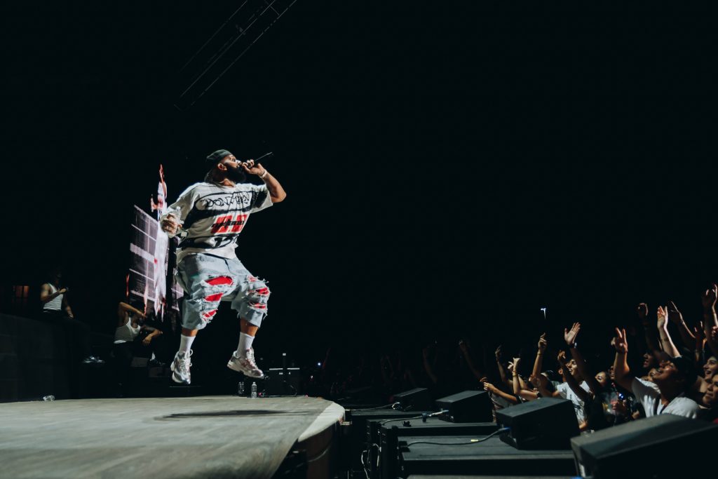 ELADIO CARRIÓN ARRASA EN  EE.UU. CON SU  “DON KBRN WORLD TOUR” Y CONFIRMA SU LLEGADA A LIMA ESTE 18 DE OCTUBRE