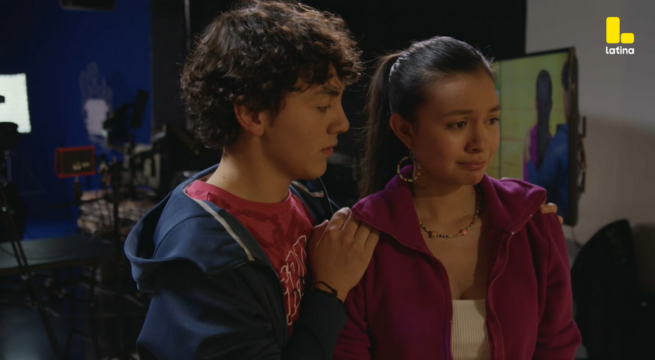 Eres mi bien Capítulo 09: Francisca LLORA al no conseguir el personaje y David la consuela