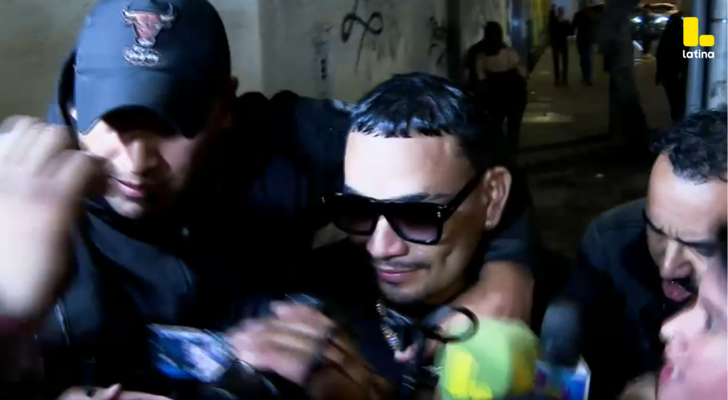 Salsero Josimar DEMANDA a su prima Verónica Sánchez por entrever que tendría un HIJO SUYO