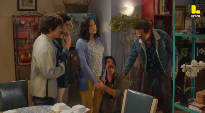 Eres Mi Bien Capítulo 40: Emerson arma un ESCÁNDALO borracho y revela el INMINENTE DIVORCIO