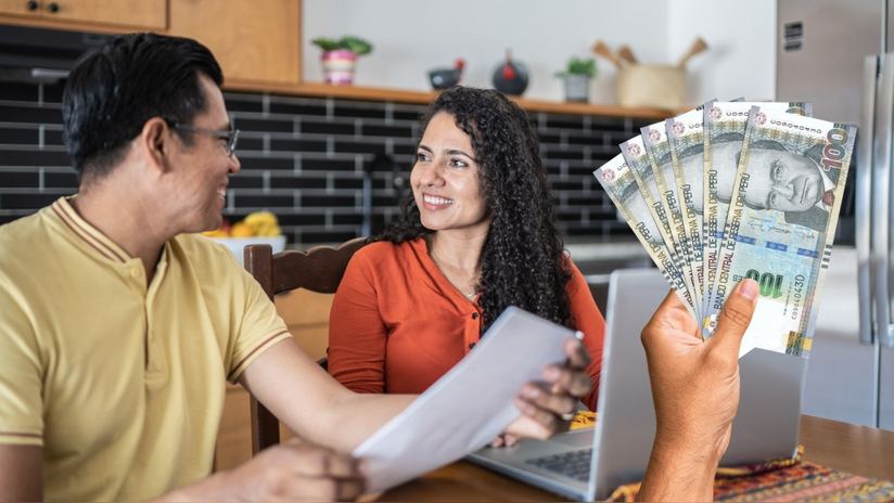 Obtén un préstamo para pagar deudas a una tasa de interés desde 0.84% mensual