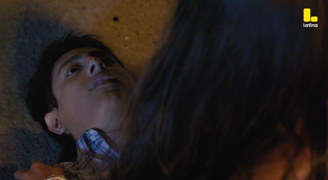 Valentina Valiente capítulo 14: ¡Bryan recibe un disparo al defender a Jenny y lucha por su vida!